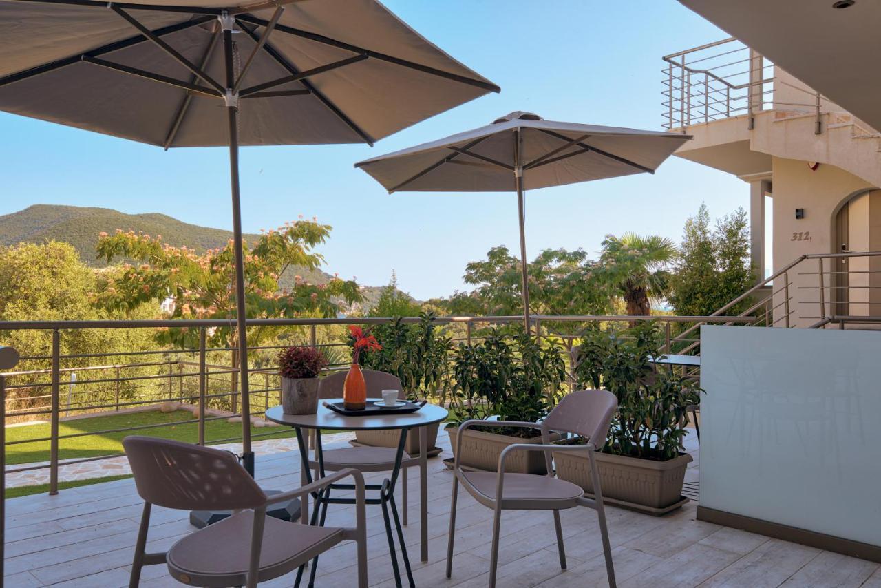 Prima Vista Beachfront Boutique 5* סיבוטה