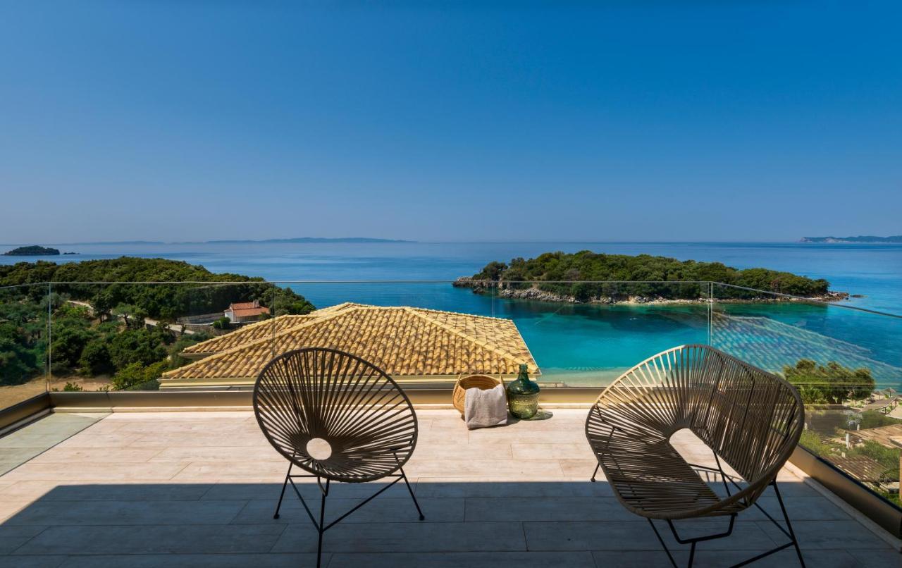 Prima Vista Beachfront Boutique מלון
